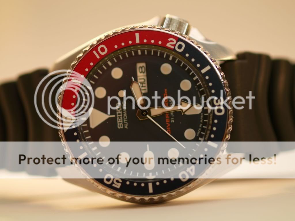 有关以下物品的详细资料: seiko scuba model skx009j. new.